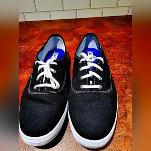 Keds Champion Black Canvas sneakers. Extra Wide. 9.5XW. Worn once